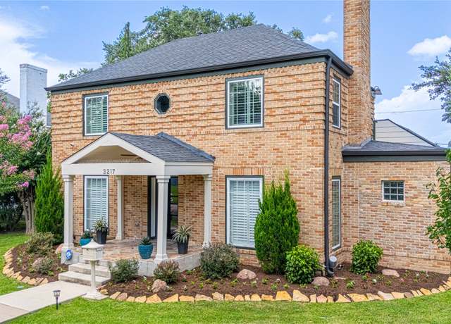 Property at 3217 Parkwood Dr, Houston, TX 77021, 3 beds, 3.5 baths