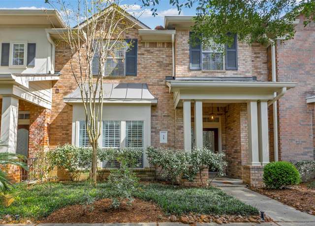 Property at 35 Medley Ln, The Woodlands, TX 77382, 3 beds, 2.5 baths