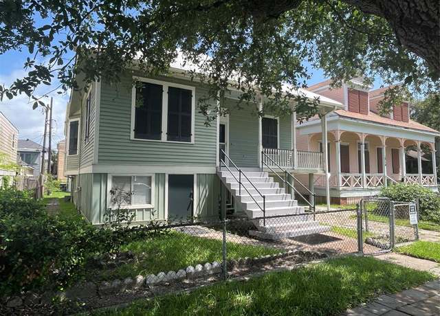 Property at 1520 Avenue L, Galveston, TX 77550, 2 baths