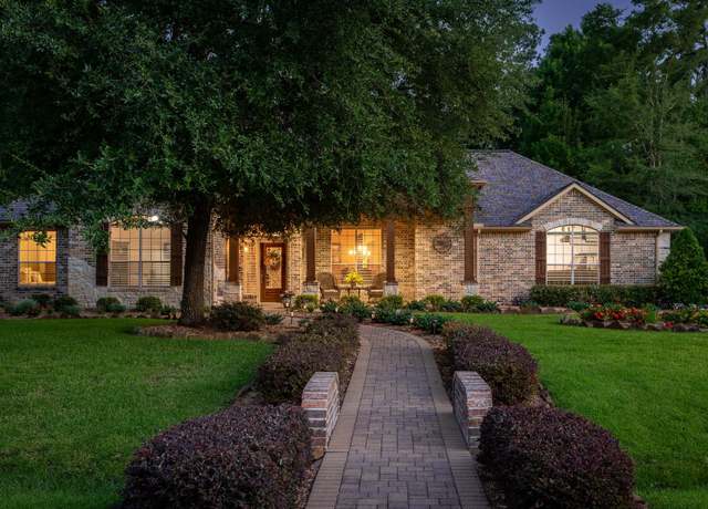 Property at 1222 Commons Waterway Dr, Huffman, TX 77336, 3 beds, 2.5 baths