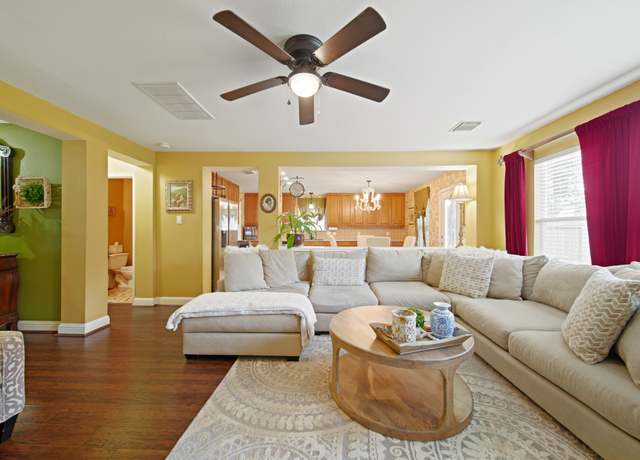 Property at 29534 Legends Pine Ln, Spring, TX 77386, 3 beds, 2.5 baths