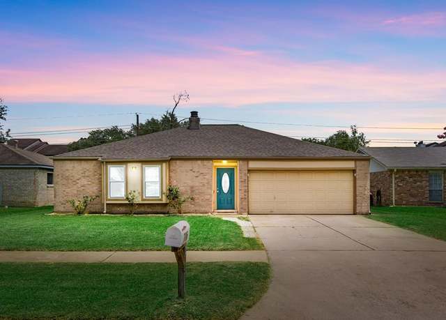 Property at 735 Red Rock Canyon Dr, Katy, TX 77450, 3 beds, 2 baths