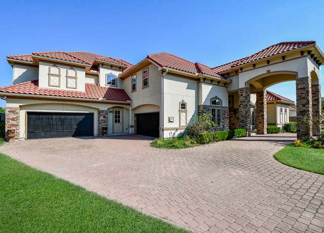 Property at 32 Miramar Heights Cir, Sugar Land, TX 77479, 6 beds, 8 baths