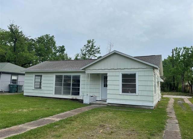 Property at 2485 Hayes Ln, Beaumont, TX 77703, 3 beds, 1 bath