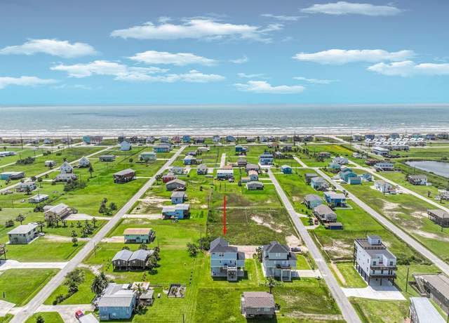 Property at 4101 5th St, Galveston, TX 77554, 3 beds, 2.5 baths