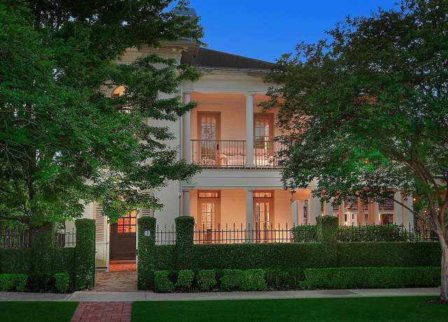 Property at 46 E Bay Blvd, The Woodlands, TX 77380, 5 beds, 6 baths