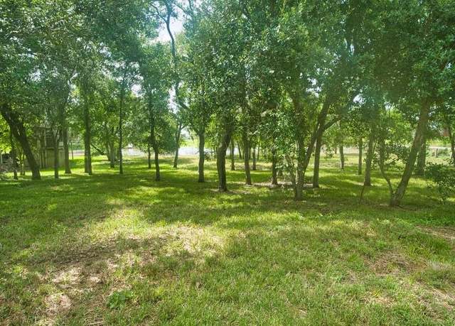 Property at 1163 Private Road 652, Sargent, TX 77414
