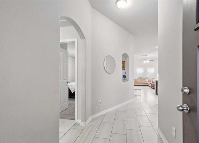 Property at 15322 Laceleaf Trl, Houston, TX 77044, 3 beds, 2 baths