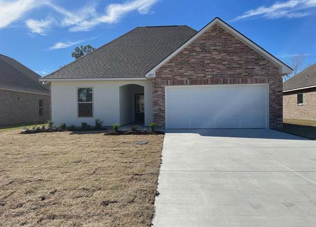 Property at 1225 Little Cypress Loop, Orange, TX 77632, 3 beds, 2 baths