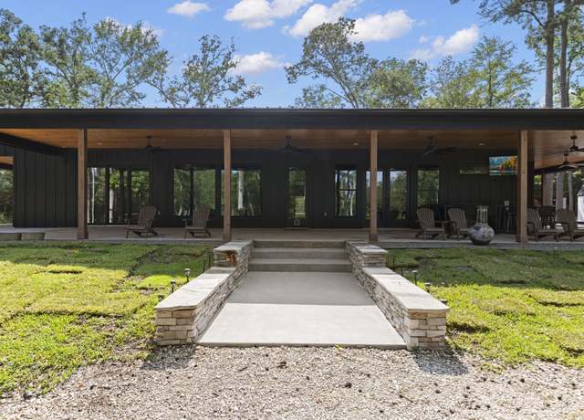 Property at 17131 Carrol Ln, Willis, TX 77378, 4 beds, 4 baths