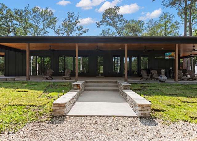 Property at 17131 Carrol Ln, Willis, TX 77378, 4 beds, 4 baths