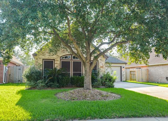 Property at 3003 Willow Fork Dr, Katy, TX 77450, 3 beds, 2 baths
