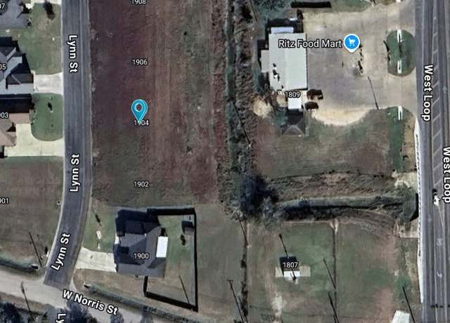 Property at 1904 Lynn St, El Campo, TX 77437