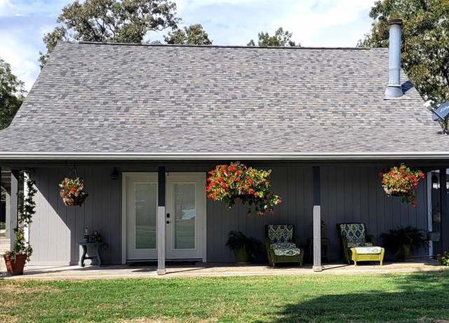 Property at 241 Bluff Dr, Livingston, TX 77351, 4 beds, 3 baths