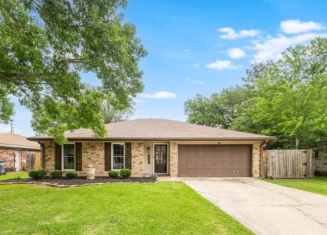 Property at 1011 S 22nd St, Nederland, TX 77627, 3 beds, 2 baths