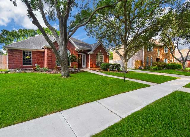 Property at 6222 Dew Bridge Dr, Sugar Land, TX 77479, 4 beds, 2 baths