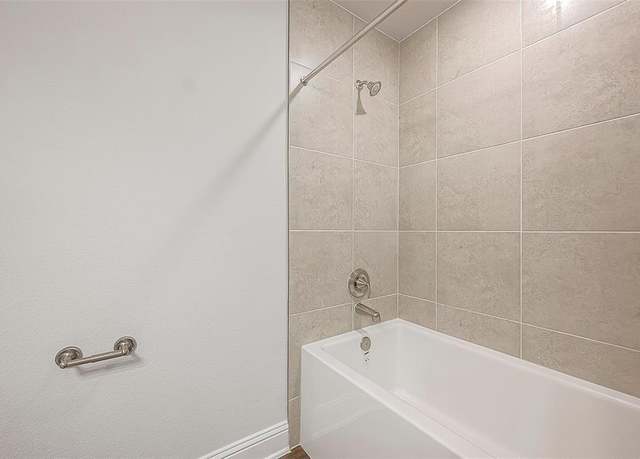 Property at 404 Bryan Way, Angleton, TX 77515, 3 beds, 2 baths