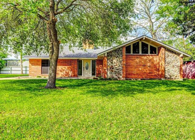 Property at 1206 Fay Rd, Kemah, TX 77565, 4 beds, 2 baths