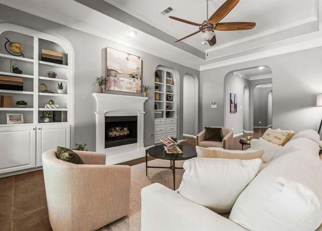 Property at 175 Reese Run St, Montgomery, TX 77316, 5 beds, 4 baths