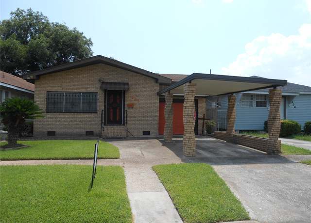Property at 930 W 5th St, Port Arthur, TX 77640, 3 beds, 1 bath