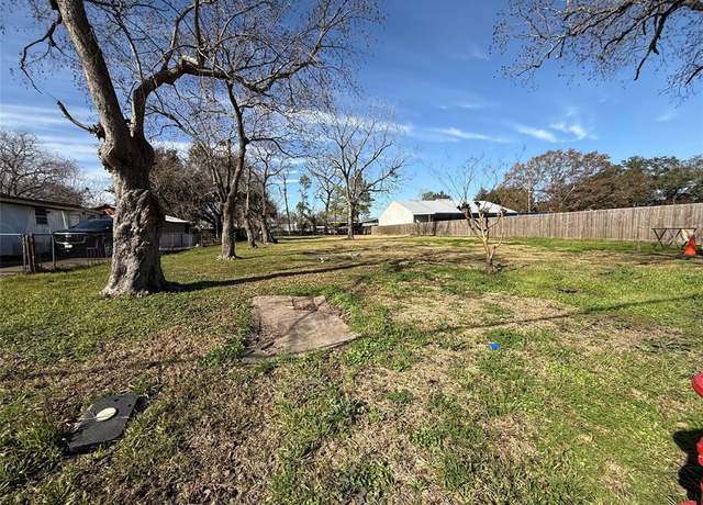 Property at 2608 Preston Ave, Pasadena, TX 77503