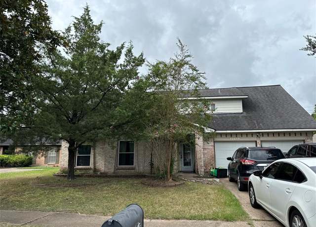 Property at 12419 Longbrook Dr, Houston, TX 77099, 4 beds, 2 baths
