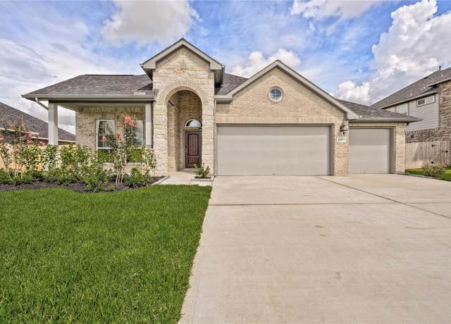 Property at 11927 Champions Forest Dr, Dayton, TX 77535, 4 beds, 3 baths
