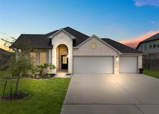 Property at 11927 Champions Forest Dr, Dayton, TX 77535, 4 beds, 3 baths