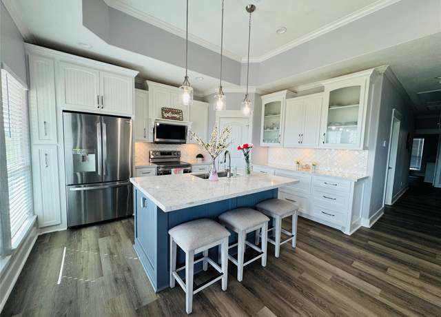 Property at 829 Atlanta, Gilchrist, TX 77617, 4 beds, 2 baths