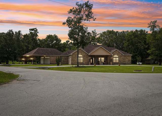 Property at 27742 Live Oak View Ct, Huffman, TX 77336, 4 beds, 3 baths