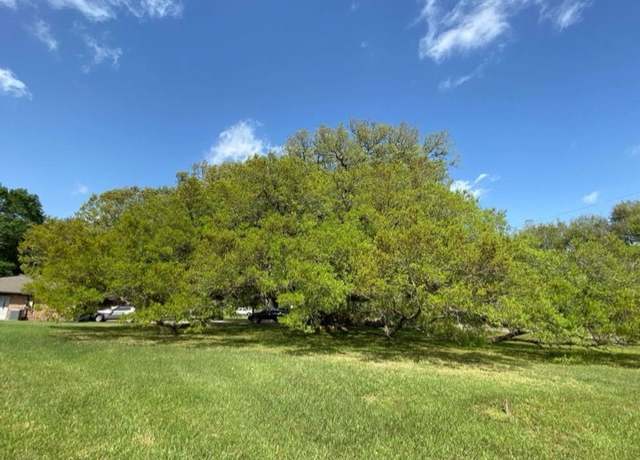 Property at 1819 Y U Jones Rd, Richmond, TX 77469, 4 beds, 3 baths