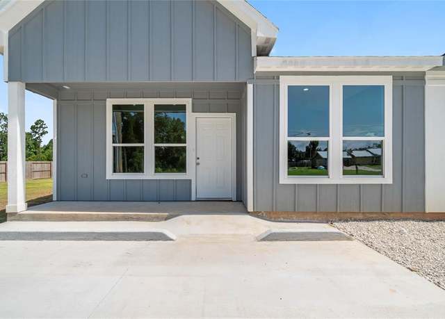Property at 130 Long Dr, Onalaska, TX 77360, 3 beds, 2 baths