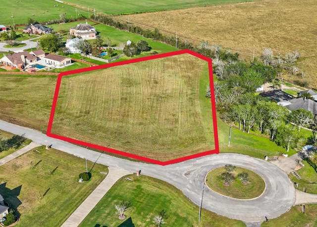 Property at 4918 Brazos Lakes Dr, Richmond, TX 77469