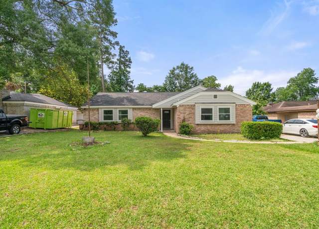 Property at 801 Thornwood Dr, Shenandoah, TX 77381, 3 beds, 3 baths