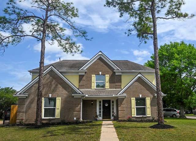 Property at 15202 Delbarton Dr, Houston, TX 77083, 5 beds, 3.5 baths