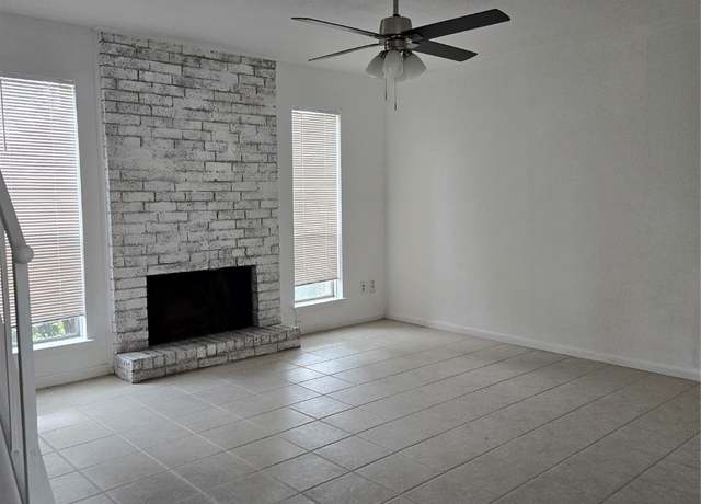Property at 1525 Bonanza Rd #525, Houston, TX 77062, 2 beds, 2.5 baths