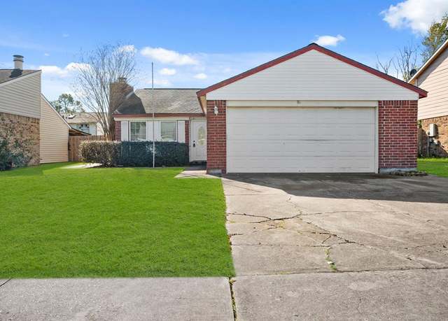 Property at 5421 Beaver Creek Dr, La Porte, TX 77571, 4 beds, 2 baths