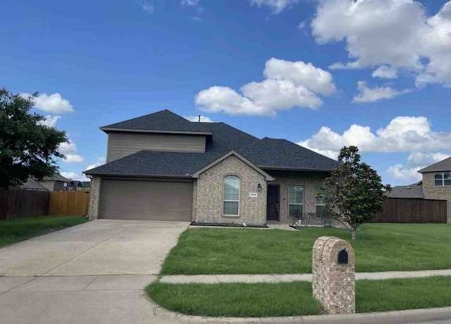 Property at 1113 Seguin Rd, Forney, TX 75126, 4 beds, 3.5 baths