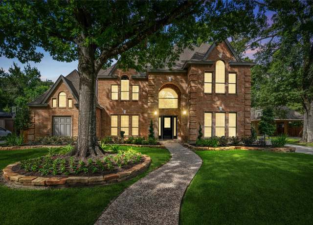 Property at 2406 Deep Lake Dr, Kingwood, TX 77345, 5 beds, 3.5 baths