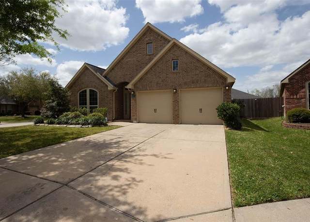 Property at 4214 Driftwood Bend Ct, Fresno, TX 77545, 4 beds, 3 baths