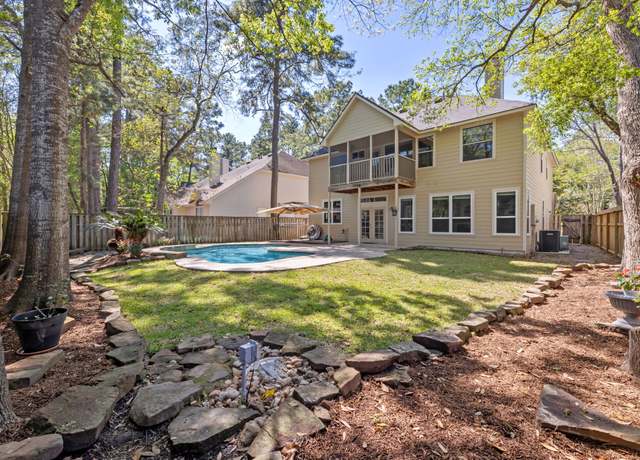 Property at 22 Lyreleaf Pl, The Woodlands, TX 77382, 4 beds, 2.5 baths