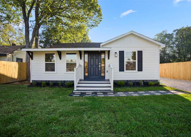 Property at 7810 Appleton St, Houston, TX 77022, 3 beds, 2 baths