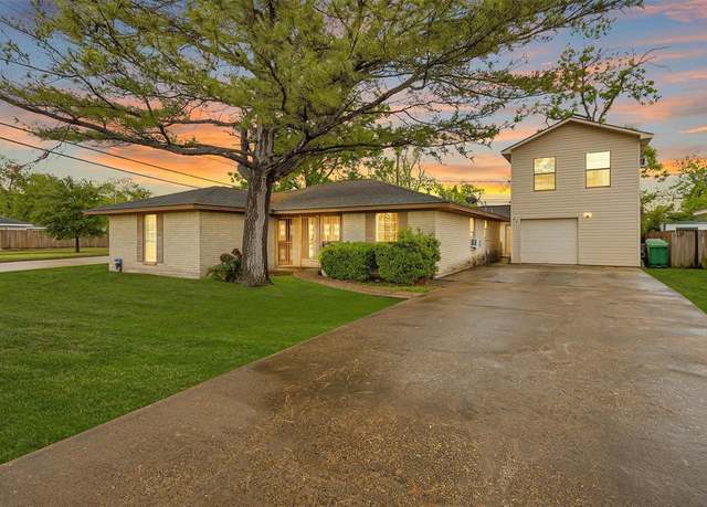 Property at 70 Annette Ln, Houston, TX 77076, 3 beds, 2 baths