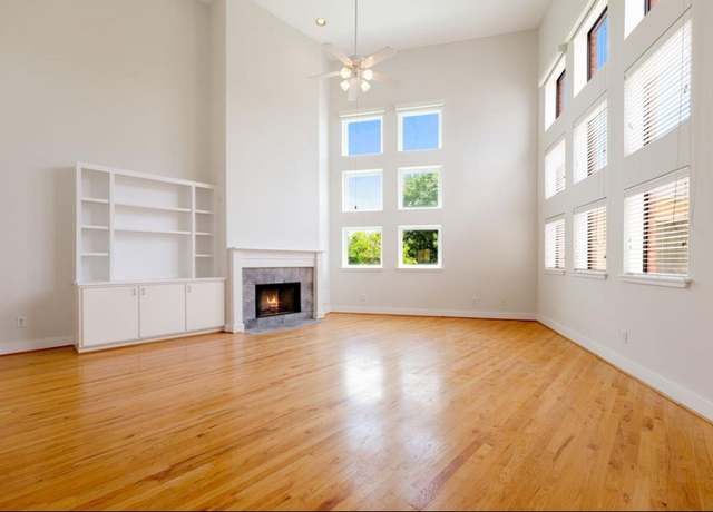 Property at 5509 Cornish St, Houston, TX 77007, 3 beds, 2.5 baths