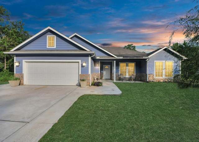 Property at 25450 Killarney St, Hempstead, TX 77445, 3 beds, 2.5 baths