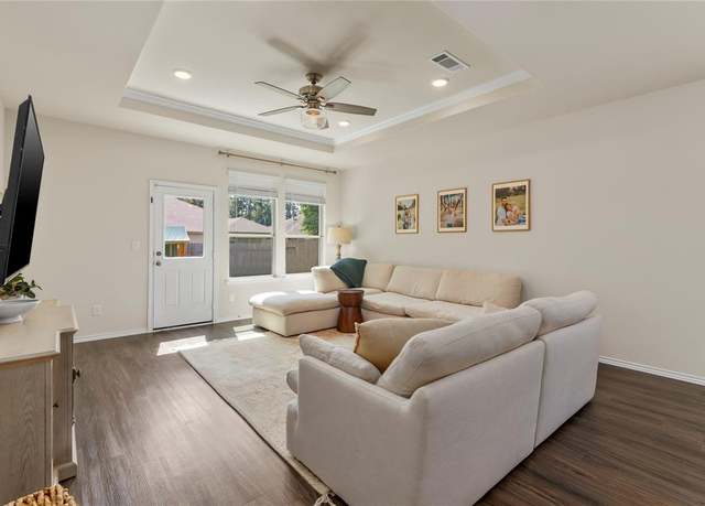 Property at 4275 Roaring Timbers Dr, Conroe, TX 77304, 3 beds, 2 baths