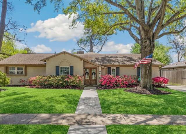 Property at 10615 Deerwood Rd, Houston, TX 77042, 3 beds, 2 baths