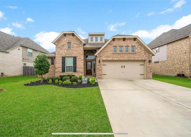 Property at 5715 Oakhurst Trl, Pasadena, TX 77505, 4 beds, 2 baths