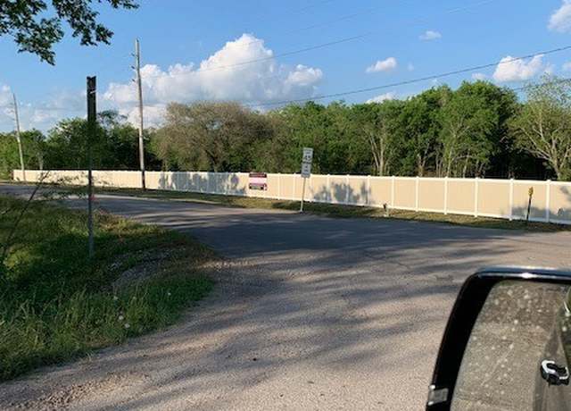 Property at 7933 Iowa Colony Blvd, Rosharon, TX 77583