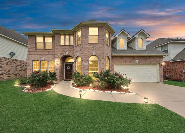 Property at 2614 Sunset Lake Dr, Sugar Land, TX 77478, 5 beds, 3.5 baths